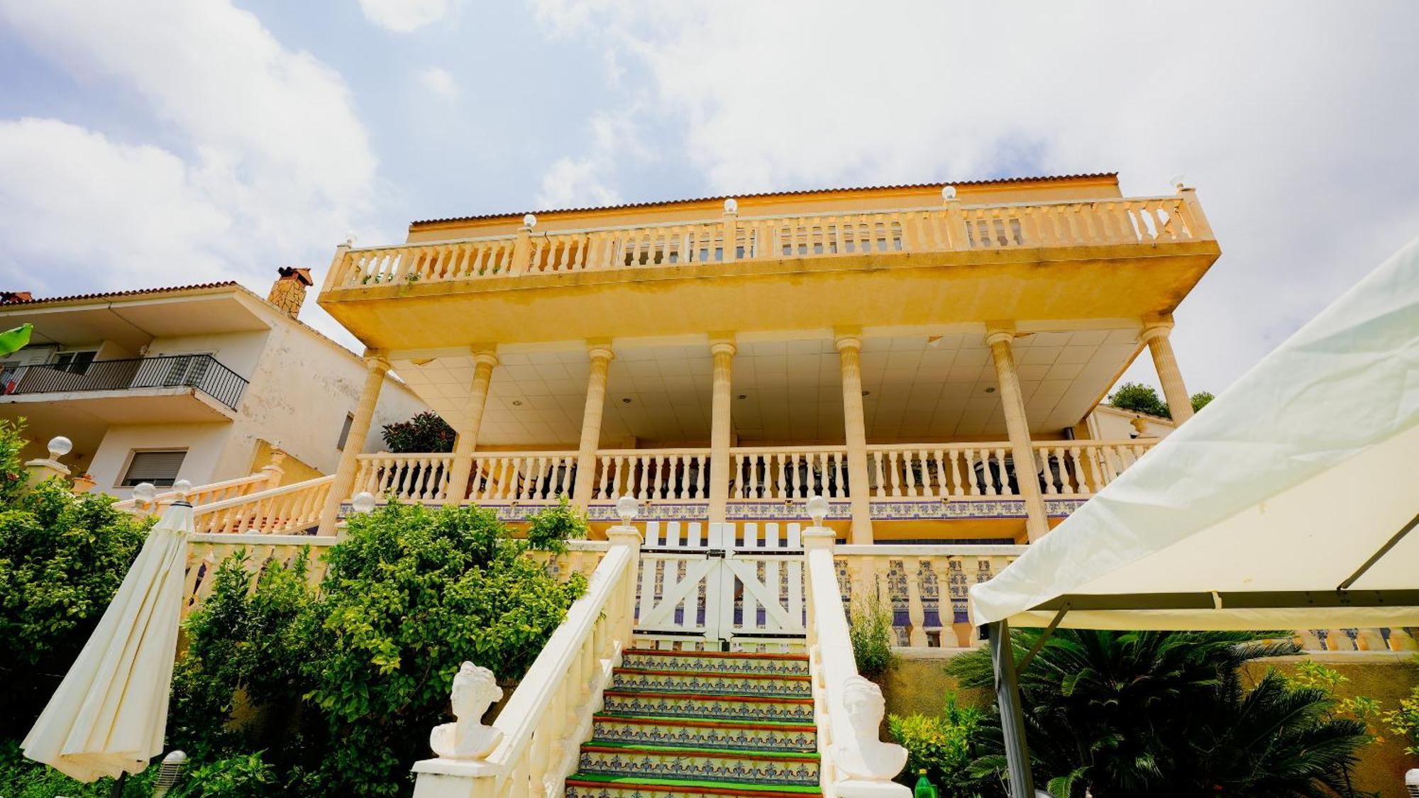 La Casa De Mima Bed & Breakfast Cubelles Exterior photo
